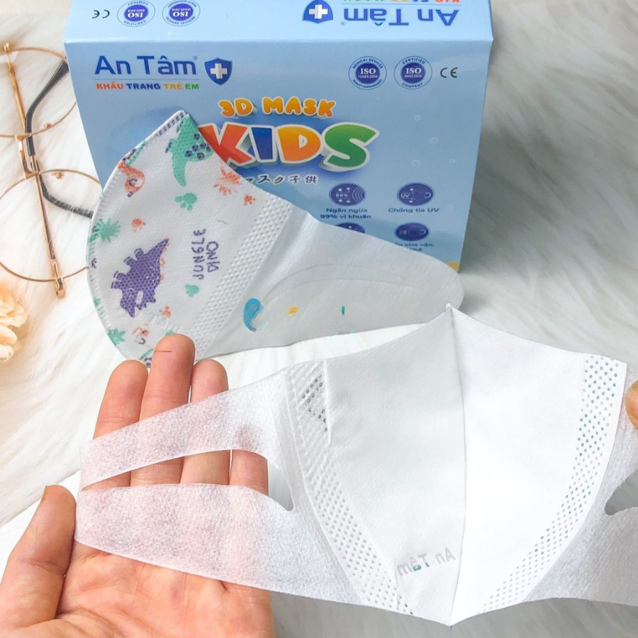 Khẩu trang trẻ em 3D An Tâm 3 lớp kháng khuẩn ngăn ngừa bụi mịn cho bé từ 3-8 tuổi hộp 50 cái AT3D50C